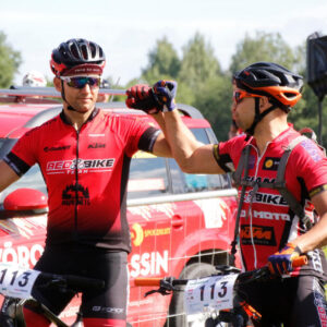 p115182_2959960433_6_large